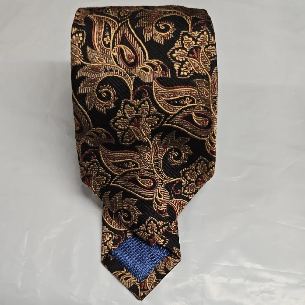 JZ Richards Boulder Luxurious Black and Gold Paisley Tie